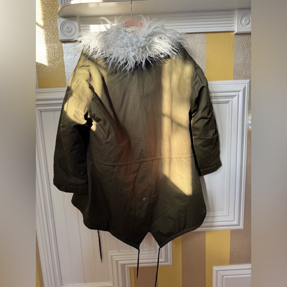 New Olive Green Faux Fur Trimmed Women's Coat - Picture 3 of 3